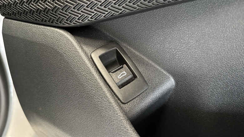 BMW X1 sDrive 20i MHT xLine 5dr Step Auto Petrol Estate